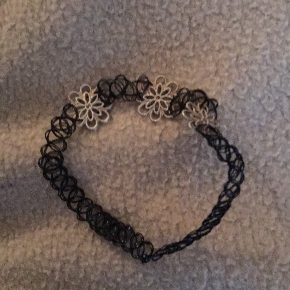 Black and gold Lacey chocker necklace